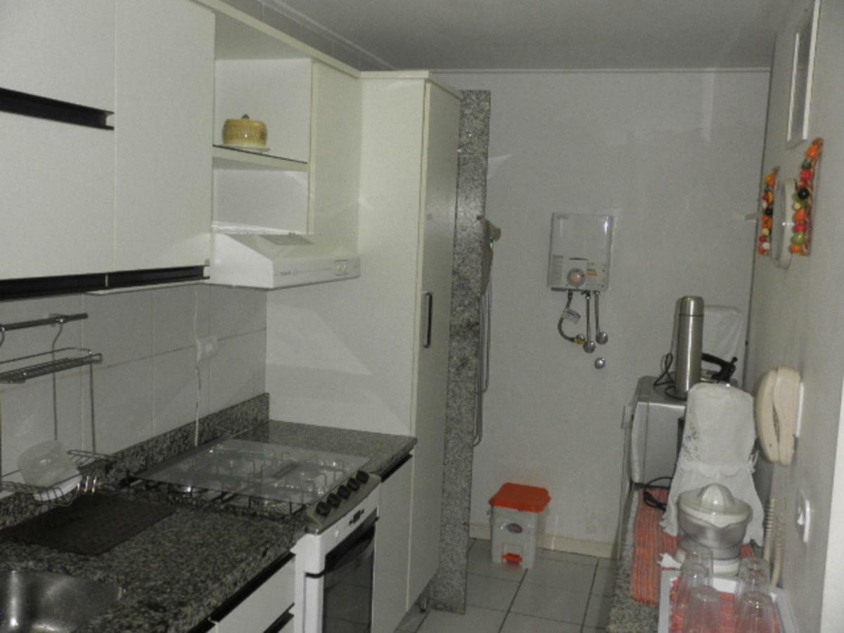 Na Beira Mar De Pajucara- Edif Neo- Apartamento Quarto E Sala- Tem Varanda - Vista Lateral Do Mar- Rua Julio Plech Filho 60 Esquina Com Avenida Doutor Antonio Gouveia - Consumo Eletrico E Pago No Ckeck-Out 1Kwh E 1,35 Reias Maceió Exterior foto